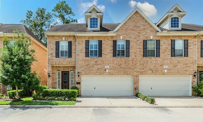 Building Photo - 7515 Shady Villa Walk