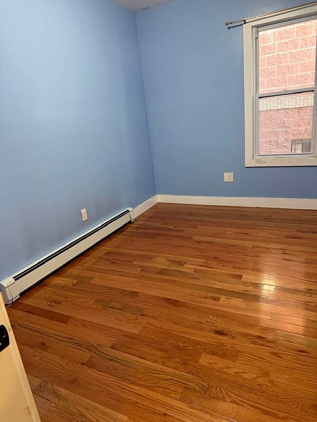 10732 156th St Unit 1 bedroom 1st floor