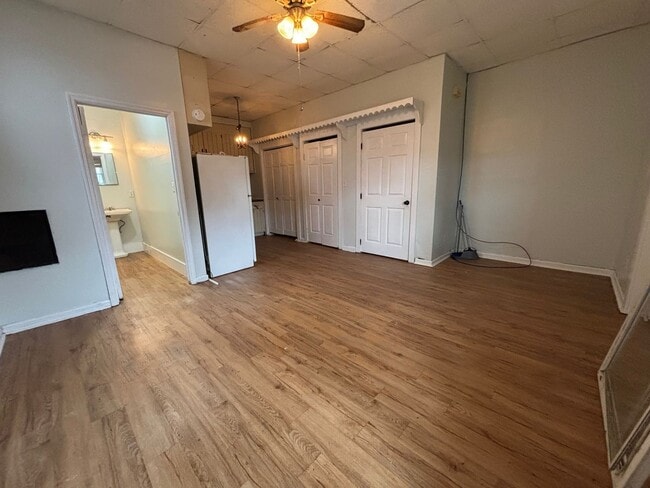 Photo - 709 Atlanta Hwy Unit Apt C