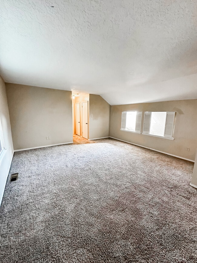 Photo - 6818 NW Willow Springs Dr