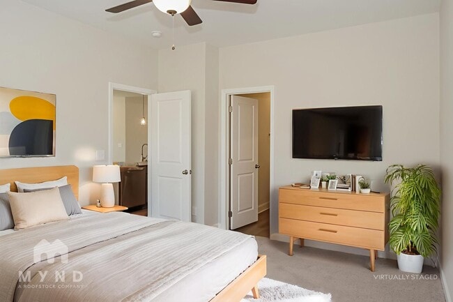 Photo - 221 Pine Is Ave