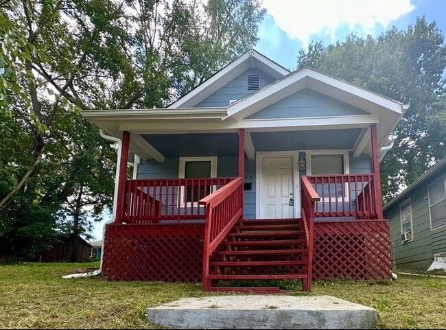 Building Photo - 2 Bedroom Home For Rent with 1/2 Off 1st Months Rent!