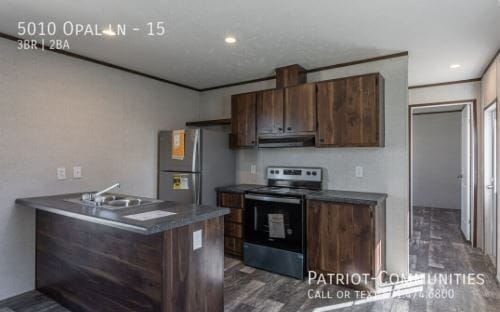 Photo - 5010 Opal St