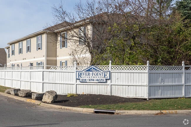 River Pointe Apartments
