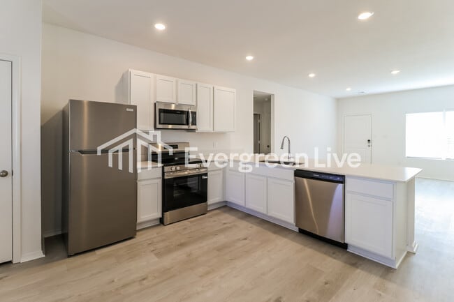 Photo - 119 Jasmine Ct