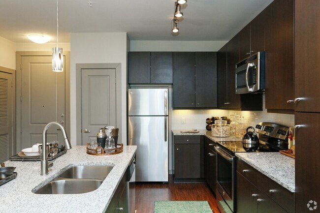 Photo - One Month FREE – Move-In Special You’ll Love! Unidad AAT1