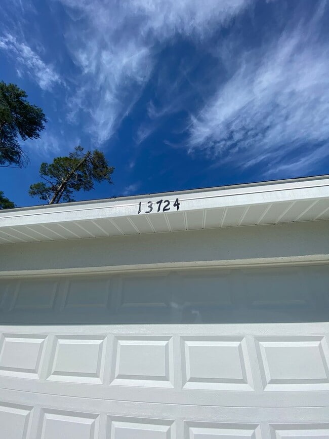 Photo - Desirable SW Ocala Neighborhood 3/2/2 **WO...