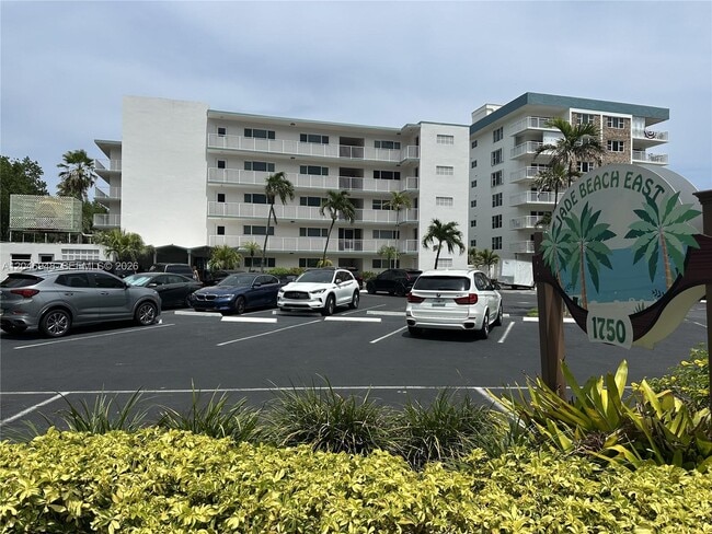 Building Photo - 1750 S Ocean Blvd Unit 304E