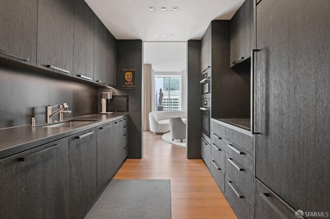 Photo - 188 Minna St