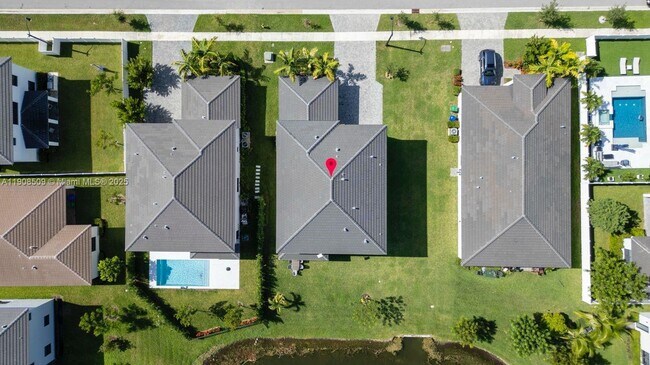 Photo - 17353 SW 46th St