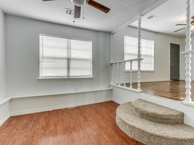 Photo - 6107 Jacks Ave