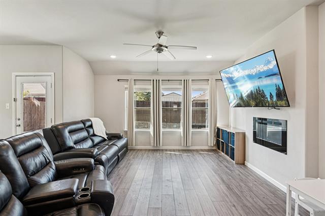 Photo - 312 Scenic Point Dr