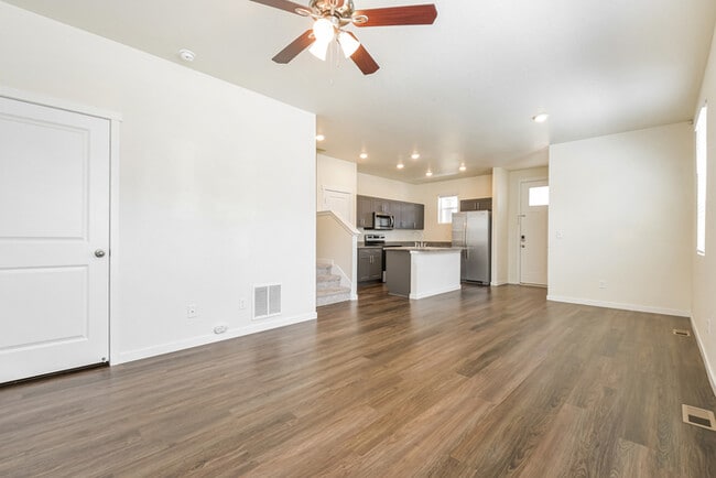 Photo - 13499 Oneida Ln