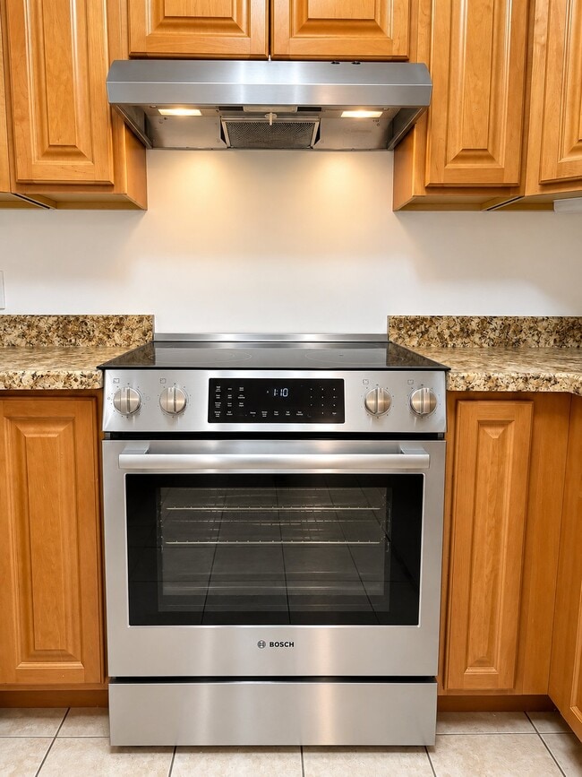 87 Columbia St Unit 2F