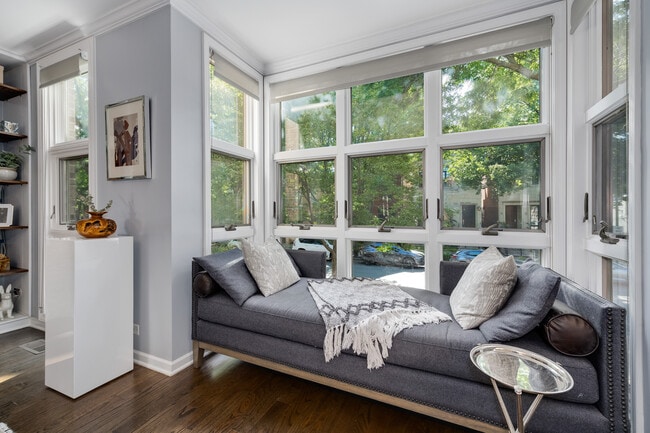 Photo - 2389 N Wayne Ave