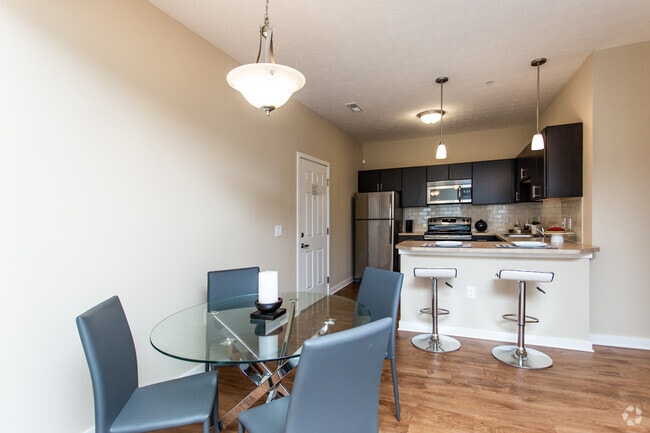 1BR, 1BA - 791 SF - Cooper