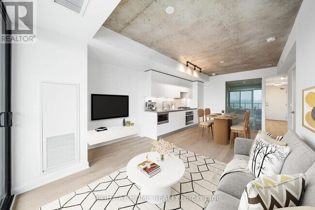 Photo - 2720 Dundas St W Unit 520