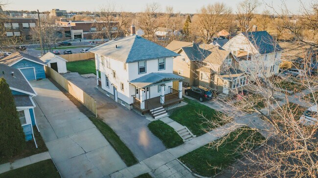 Photo - 419 N French Ave House