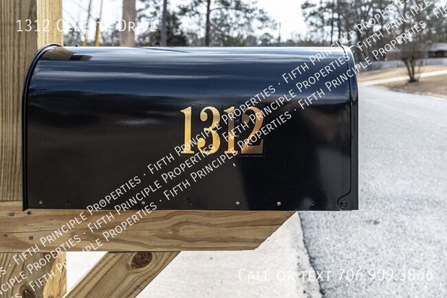 Photo - 1312 Celeste Dr