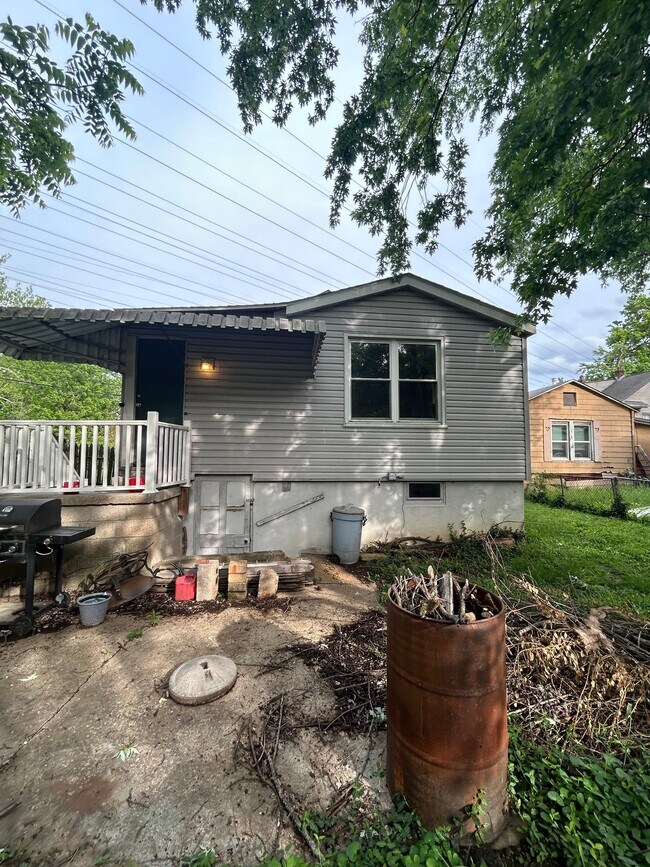 Photo - 2425 Wheaton Ave