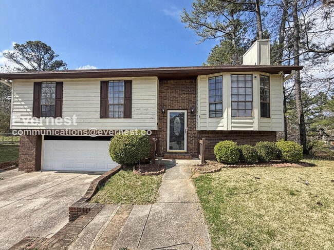 Building Photo - 617 Carson Crest Cir