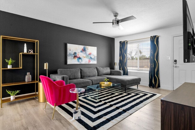 Photo - 1701 W Cheyenne Dr Apartment Unit ID1024749P