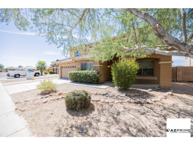 Photo - Discover the perfect blend of comfort and sophistication in this 5/3.5 home in sought-after Laveen!
