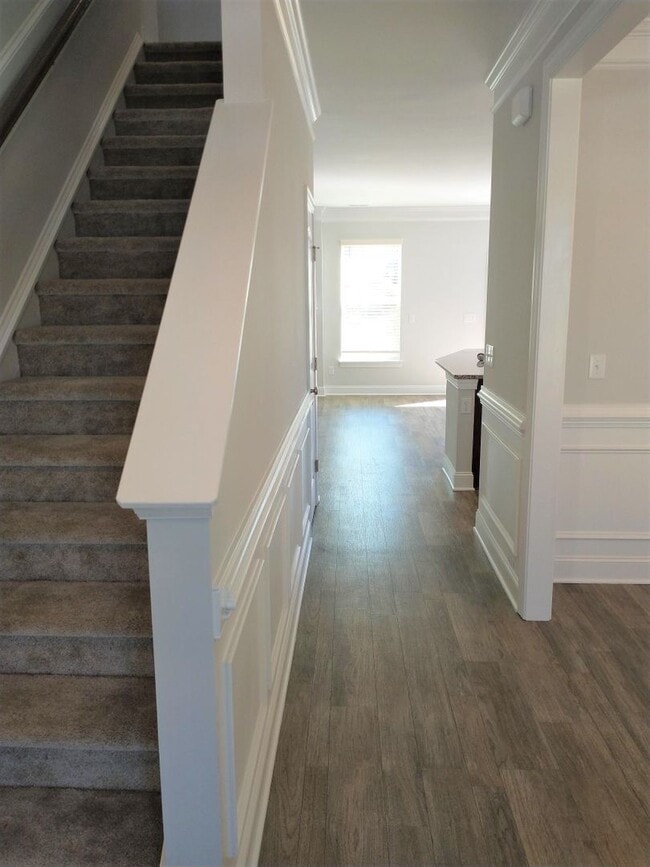 Photo - Beautiful Home in Gardner!  4 bedroom 3 fu...