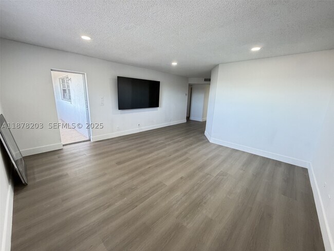 Photo - 22605 SW 66th Ave Unit 403