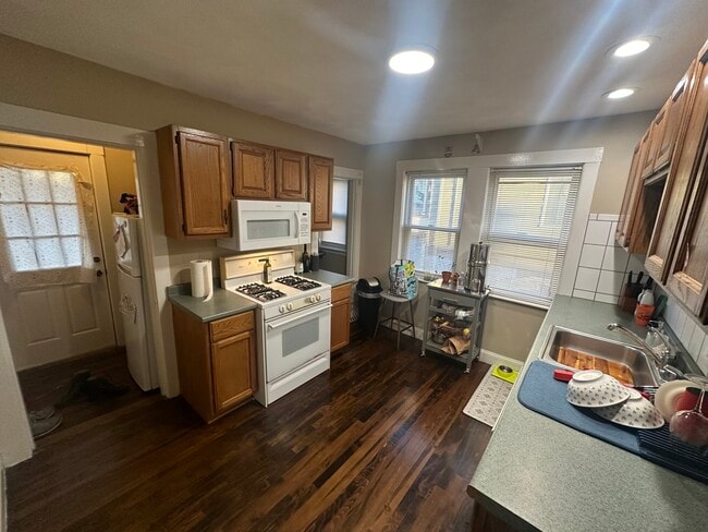 Photo - 53 Fairfax St Unit 1