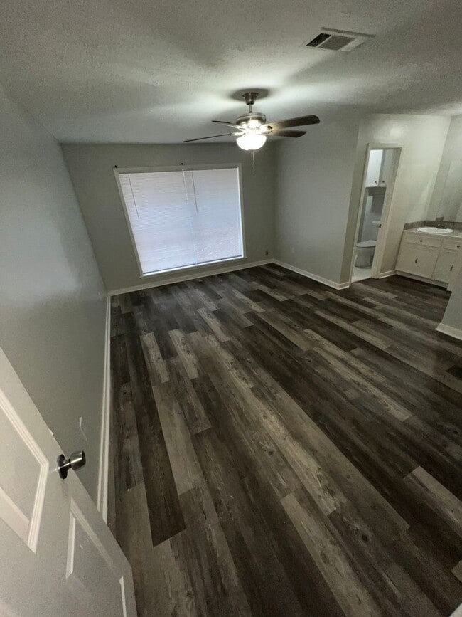 1426 Tracewood Dr