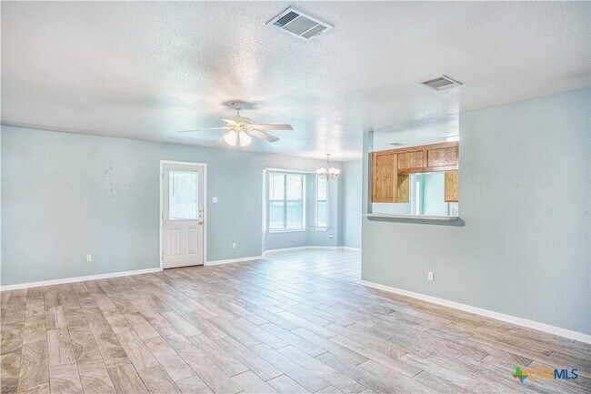 Photo - 4501 Embers Dr