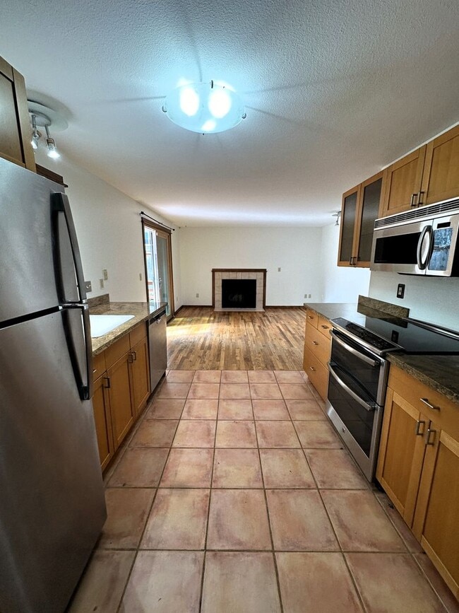 Photo - 3Bd/2Ba Sammamish House
