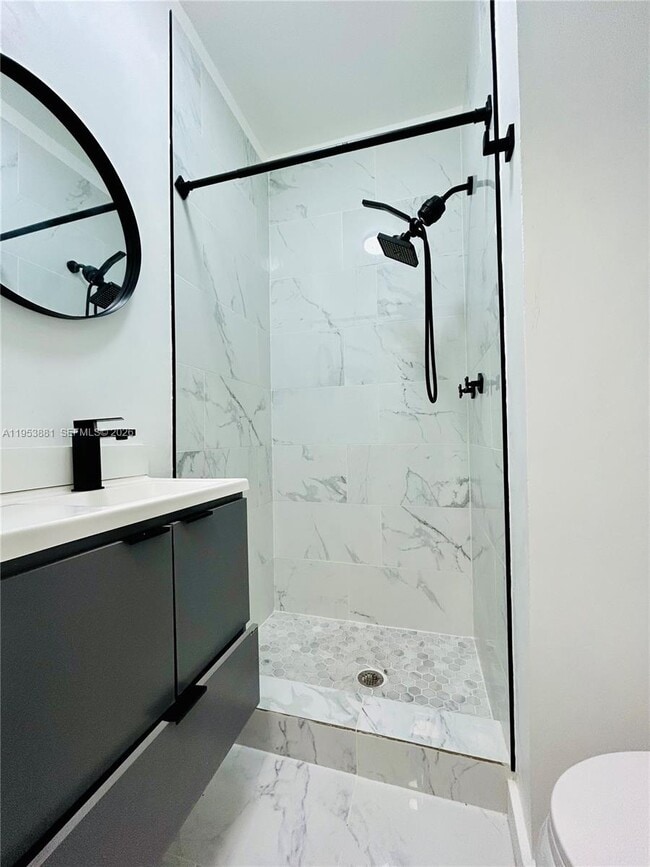 Photo - 880 SE 4th Pl Unit 1