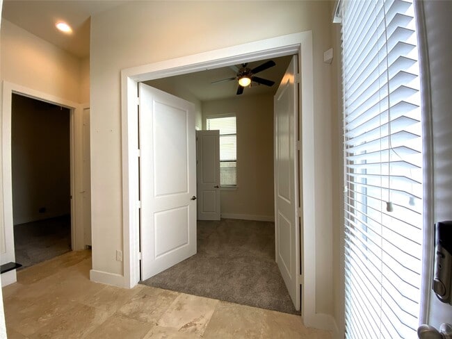 Photo - 74 N Hutcheson St