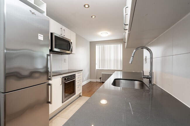 Building Photo - 25 Eccleston Dr Unit 311