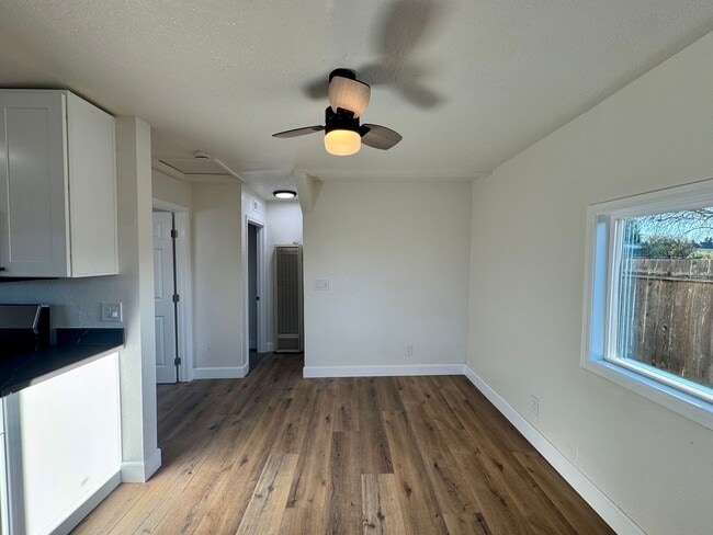 Photo - 1379 Temple Ave Unit 1