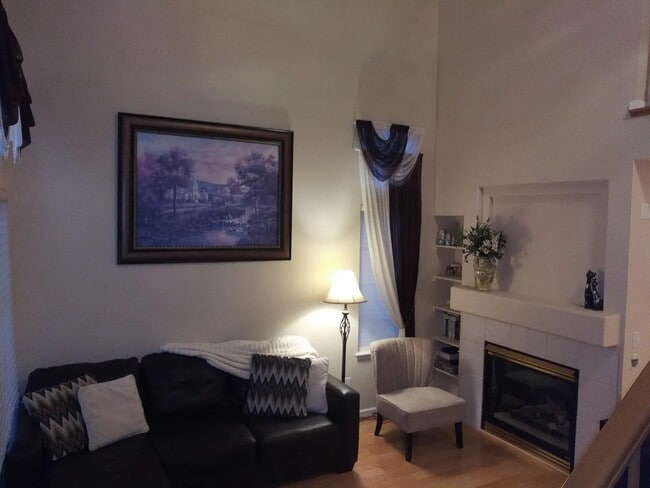 Photo - 557 Stellars Jay Dr