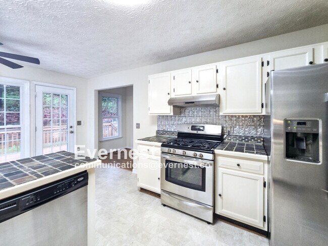 Photo - 2047 Arbor Forest Dr SW