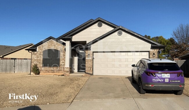 Building Photo - 3105 SW 104th Terrace