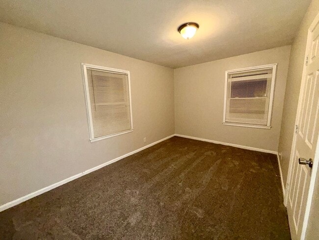 Photo - 1320 S Crane St