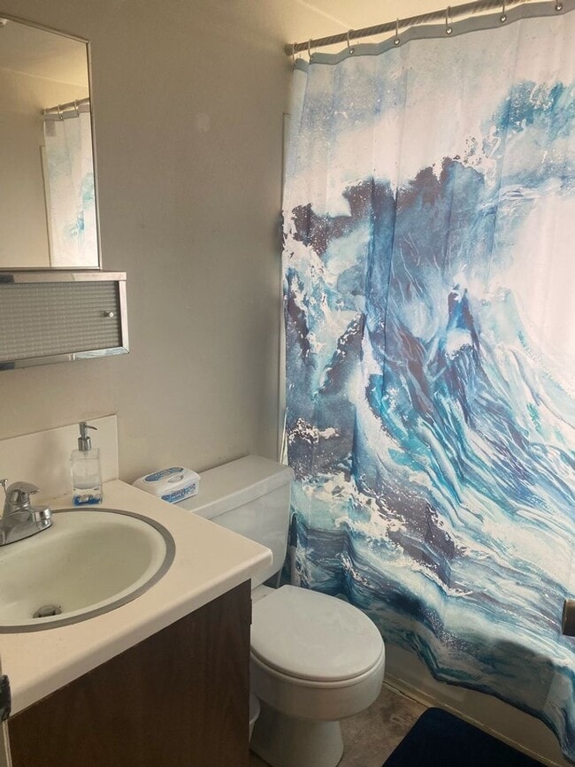 Building Photo - 1B/1B Pet Friendly Apartment South of BYU Unit 228