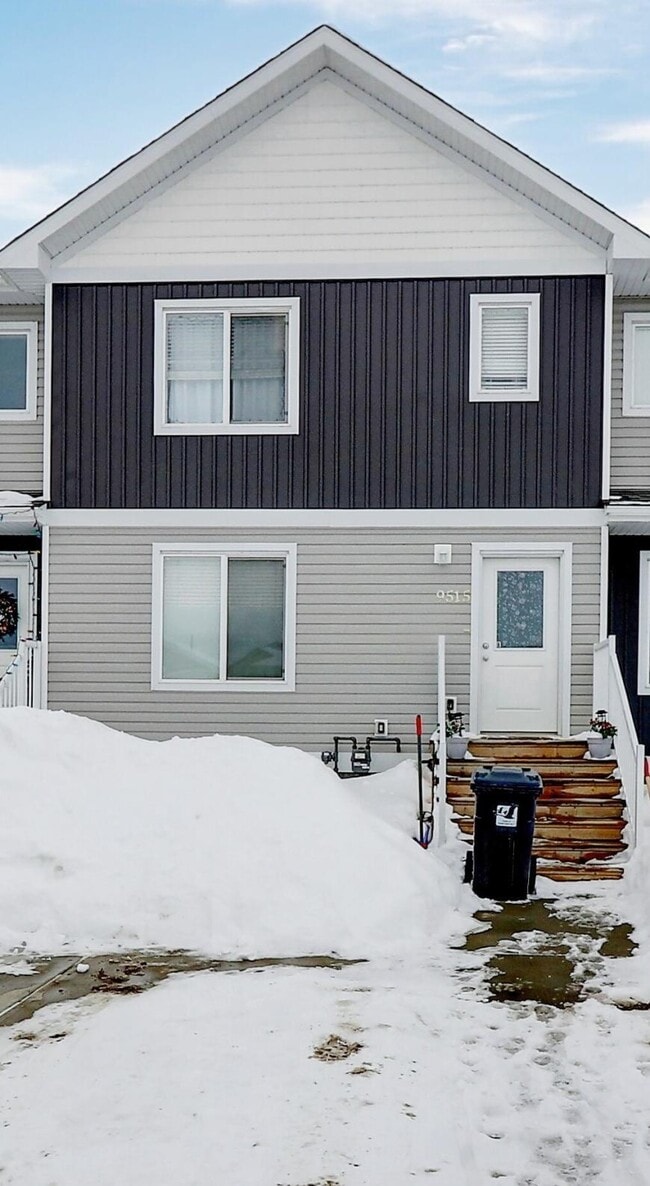 Building Photo - 3 bedroom in Clairmont AB T8X 5C8