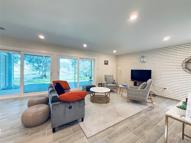 Photo - 3936 Wagon Rd