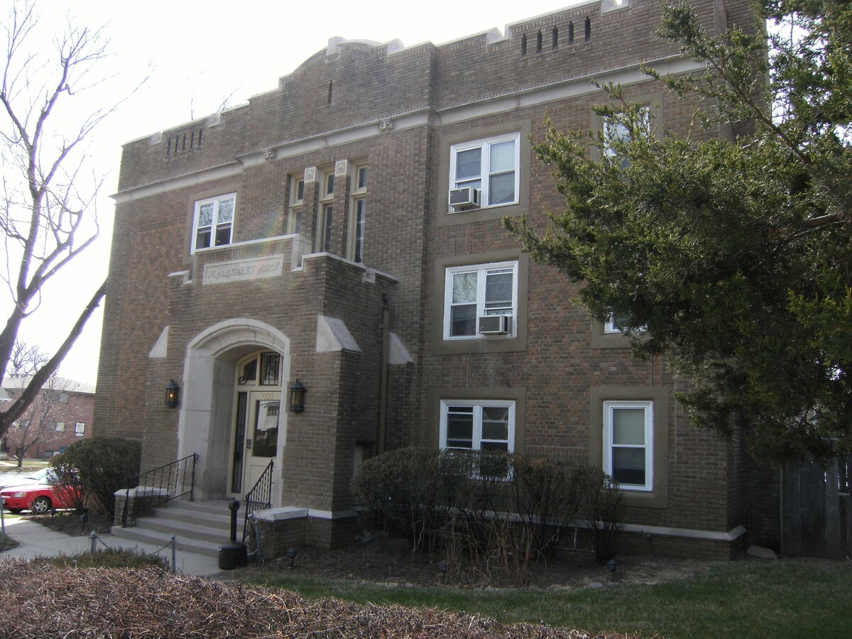 Photo - 608 N 50th St Unit 303