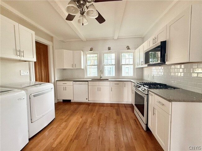 Photo - 203 Keyes Ave