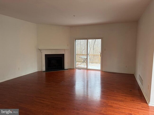 Photo - 79 Mule Deer Ct