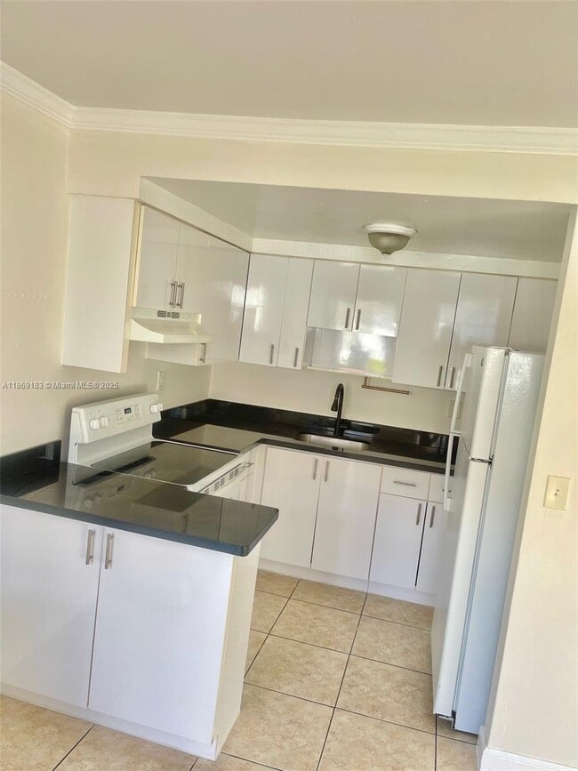 Building Photo - 11625 Canal Dr Unit 1 North Rental