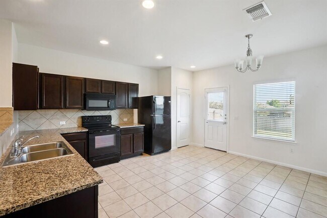 Building Photo - 104 Navidad River Dr Rental