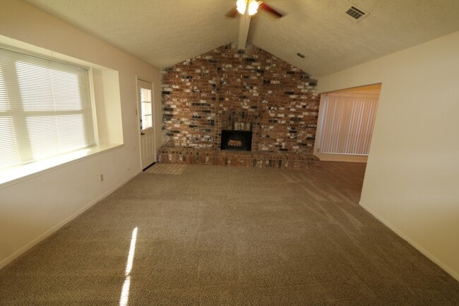 Photo - 22519 Deville Dr